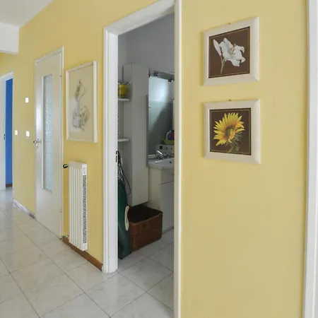 Apartament Amazing In With Wifi Moneglia