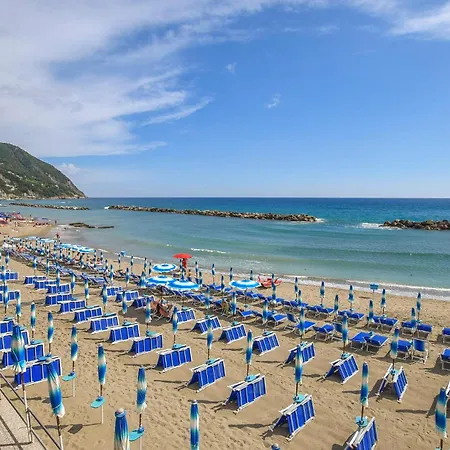 Amazing In With Wifi Apartament Moneglia